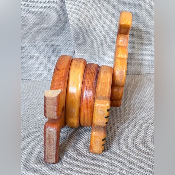 Vintage Handmade Wood Bunny Rabbit Kitsch Rustic Weird Farm Core AS IS READ - Picture 8 of 8